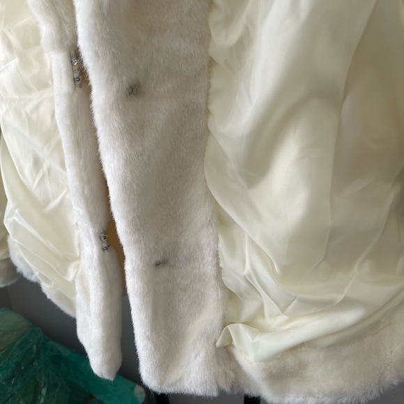 MetroStyle Faux Jacket - Picture 8 of 9